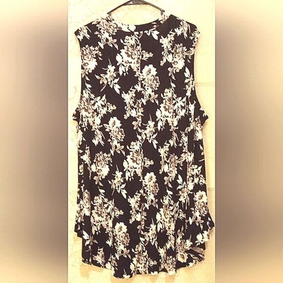 LANE BRYANT PLUS SIZE TRAPEZE DRESS - Picture 2 of 4